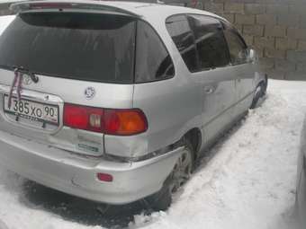 Toyota Ipsum