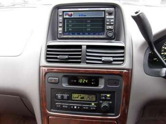 Toyota Ipsum