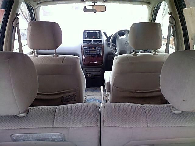 2000 Toyota Ipsum