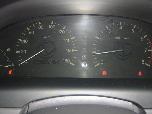 2000 Toyota Ipsum