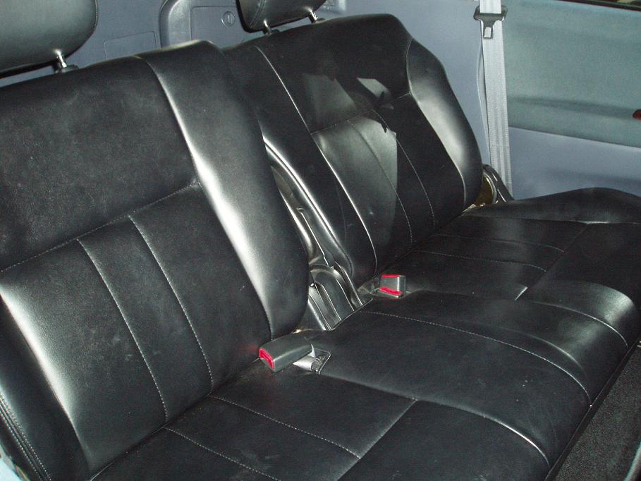 2000 Toyota Ipsum Pics