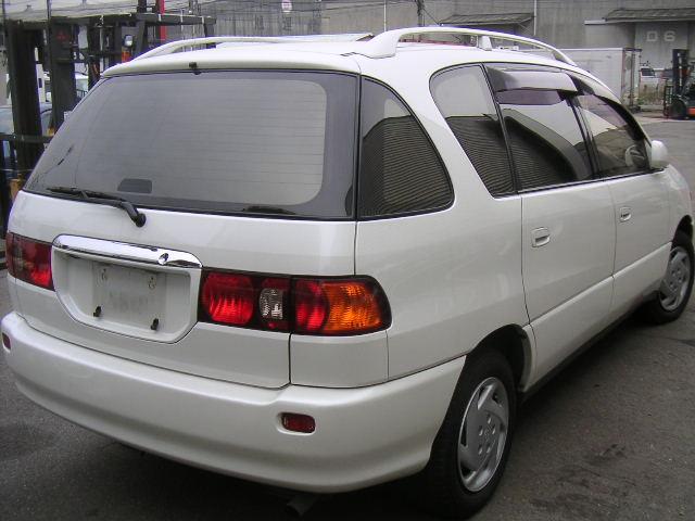 2000 Toyota Ipsum Wallpapers