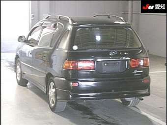 2000 Toyota Ipsum Pictures