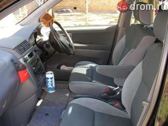2000 Toyota Ipsum Images