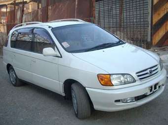 2000 Toyota Ipsum For Sale