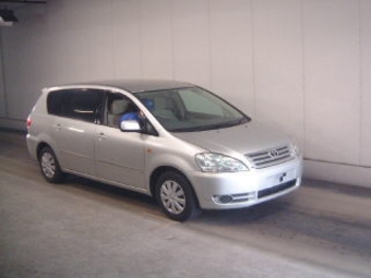 2001 Toyota Ipsum