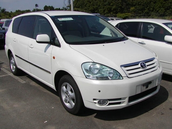 2001 Toyota Ipsum