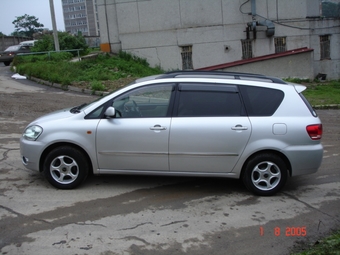 2001 Toyota Ipsum