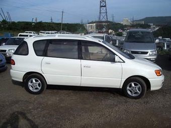 2001 Toyota Ipsum