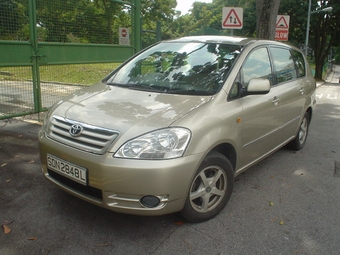 2001 Toyota Ipsum