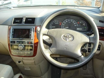 Toyota Ipsum