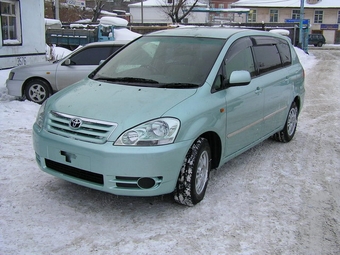 2001 Toyota Ipsum