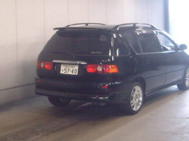2001 Toyota Ipsum