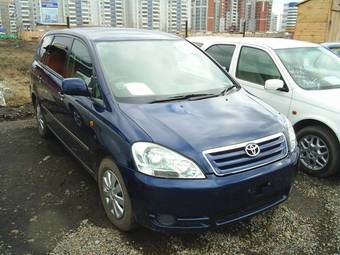 2001 Toyota Ipsum