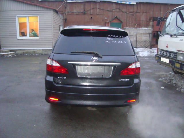 2001 Toyota Ipsum
