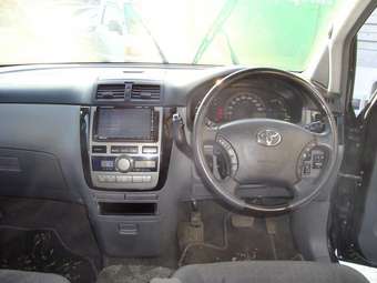 Toyota Ipsum