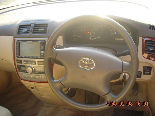 2001 Toyota Ipsum