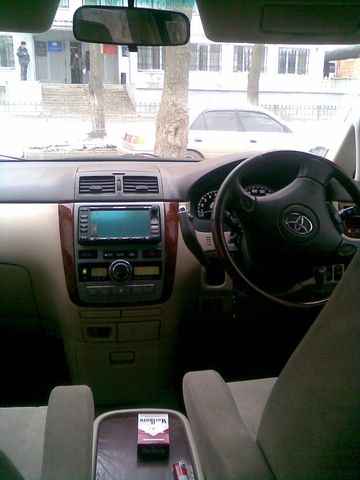 2001 Toyota Ipsum