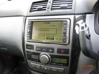 Toyota Ipsum