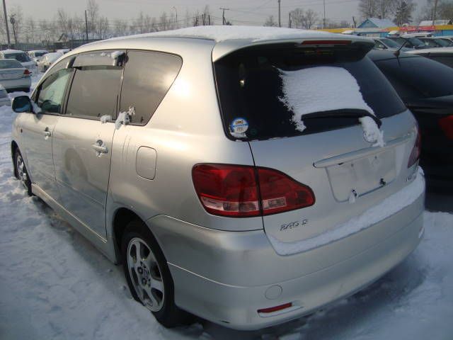 2001 Toyota Ipsum