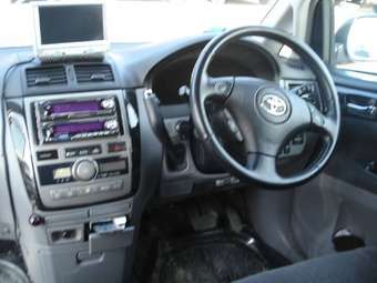 Toyota Ipsum