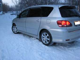 2001 Toyota Ipsum