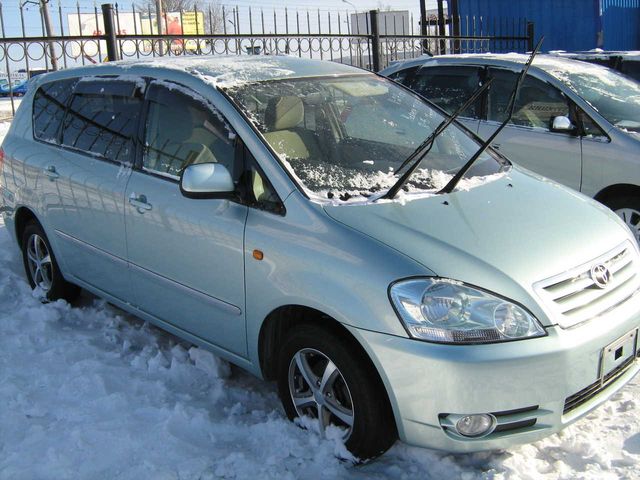 2001 Toyota Ipsum