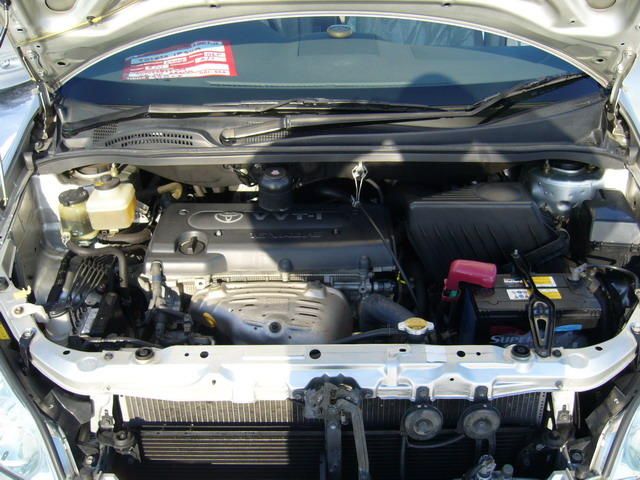 2001 Toyota Ipsum