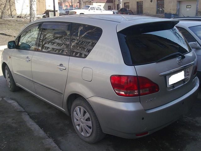 2001 Toyota Ipsum