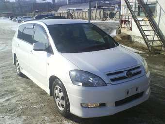 2001 Toyota Ipsum