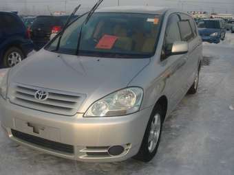 2001 Toyota Ipsum