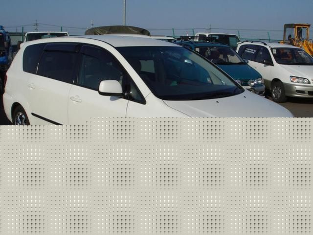 2001 Toyota Ipsum