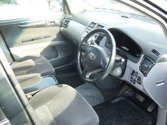 Toyota Ipsum