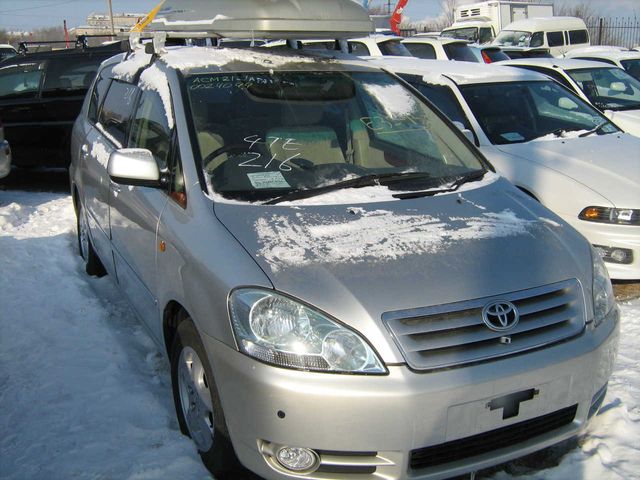 2001 Toyota Ipsum