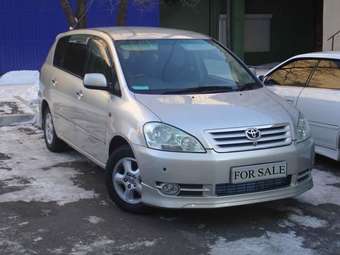 2001 Toyota Ipsum