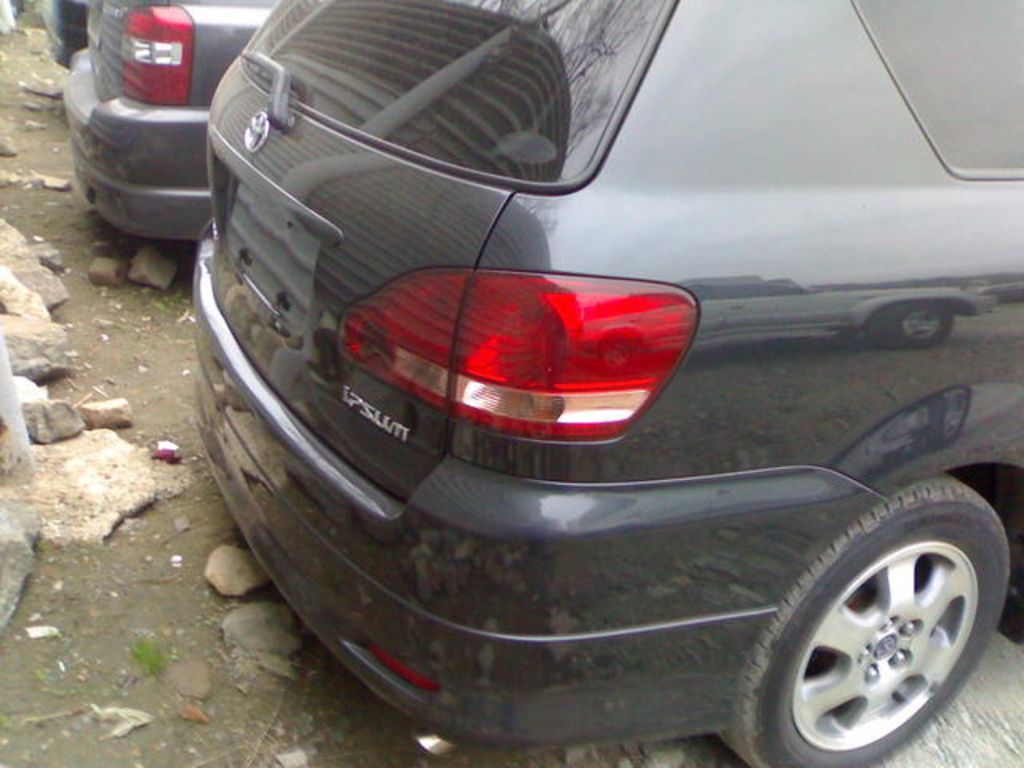 2001 Toyota Ipsum