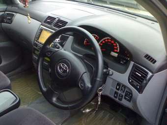 Toyota Ipsum