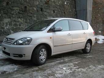 2001 Toyota Ipsum