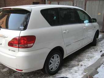 Toyota Ipsum