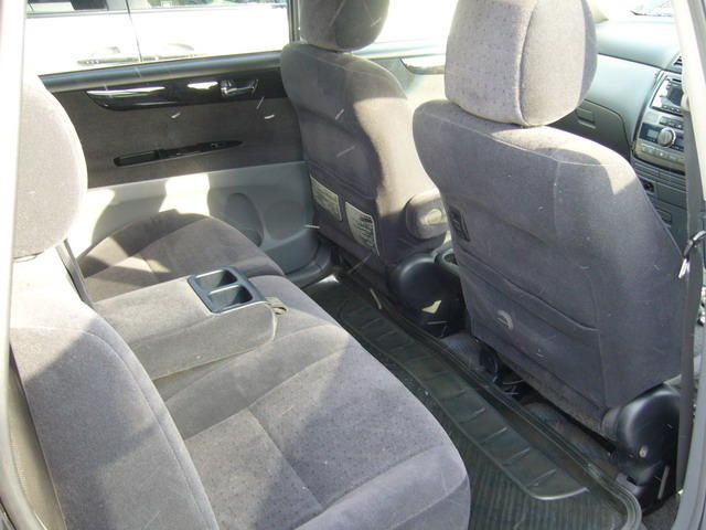 2001 Toyota Ipsum