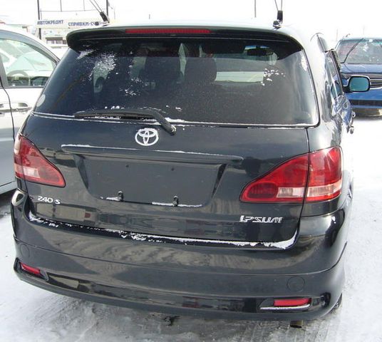 2001 Toyota Ipsum