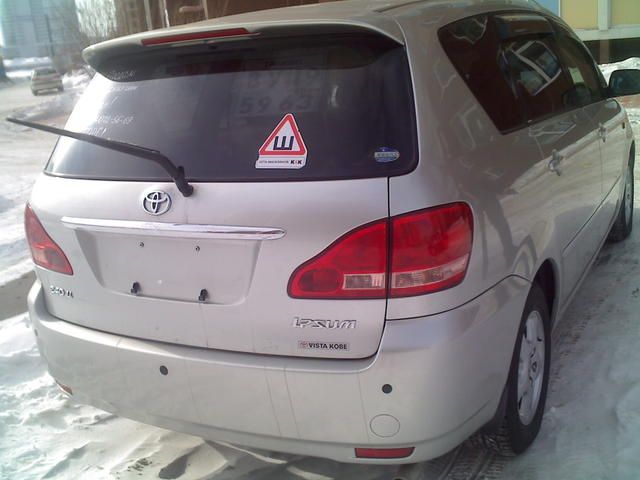 2001 Toyota Ipsum