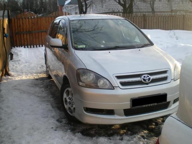 2001 Toyota Ipsum