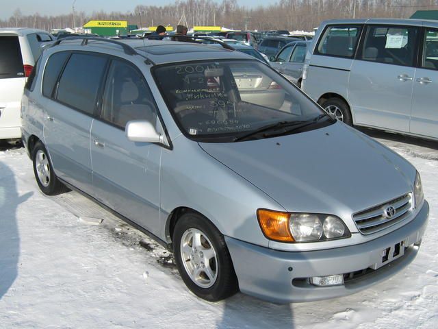 2001 Toyota Ipsum