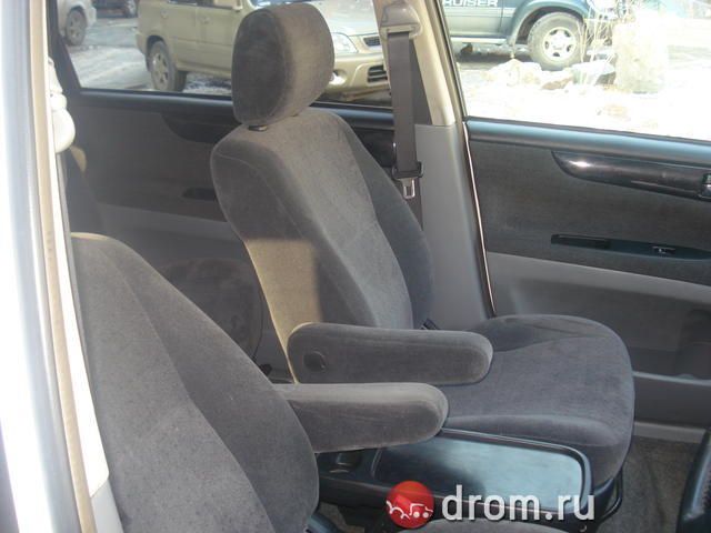 2001 Toyota Ipsum