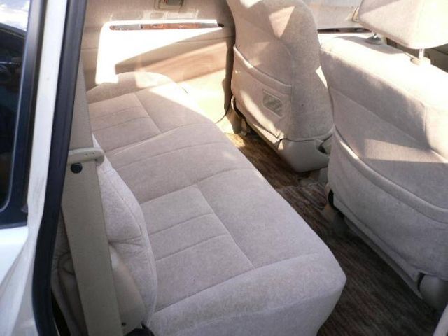 2001 Toyota Ipsum