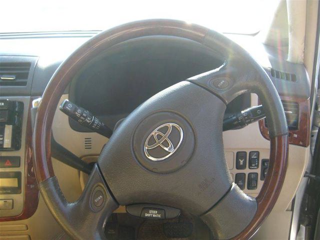 2001 Toyota Ipsum