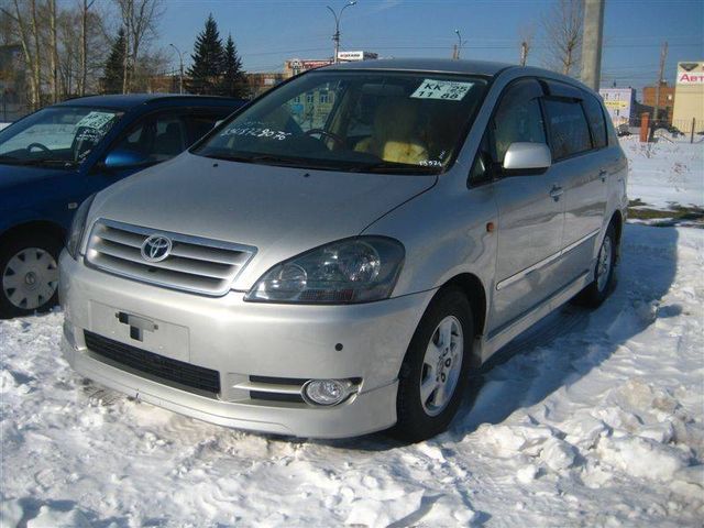 2001 Toyota Ipsum