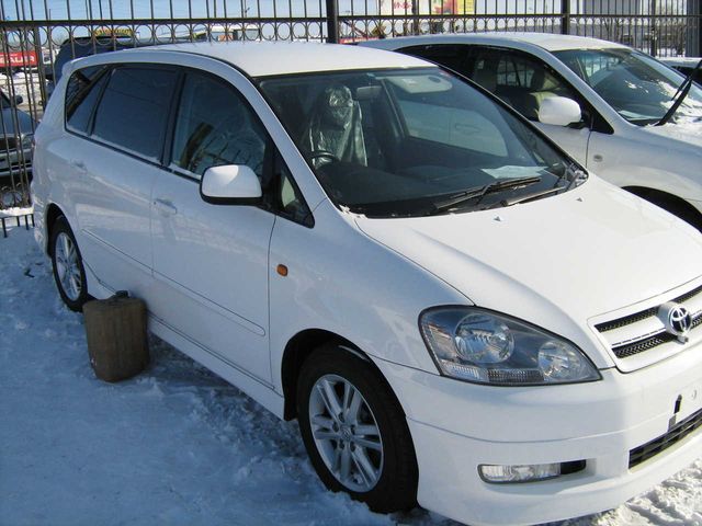 2001 Toyota Ipsum