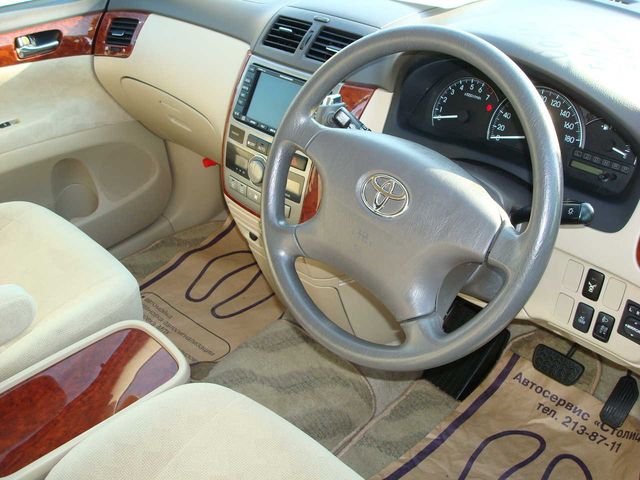 2001 Toyota Ipsum